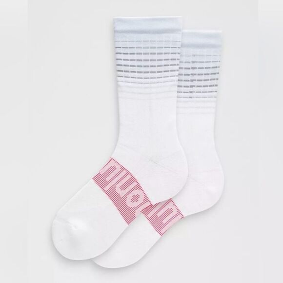 Nwt Women's Power Stride Crew SocksReflective Size S - Picture 1 of 6